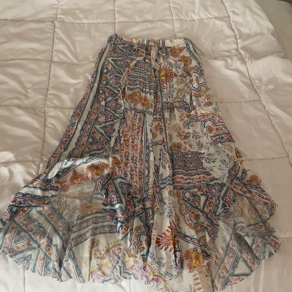 NWT Printed tie waste culotte pants